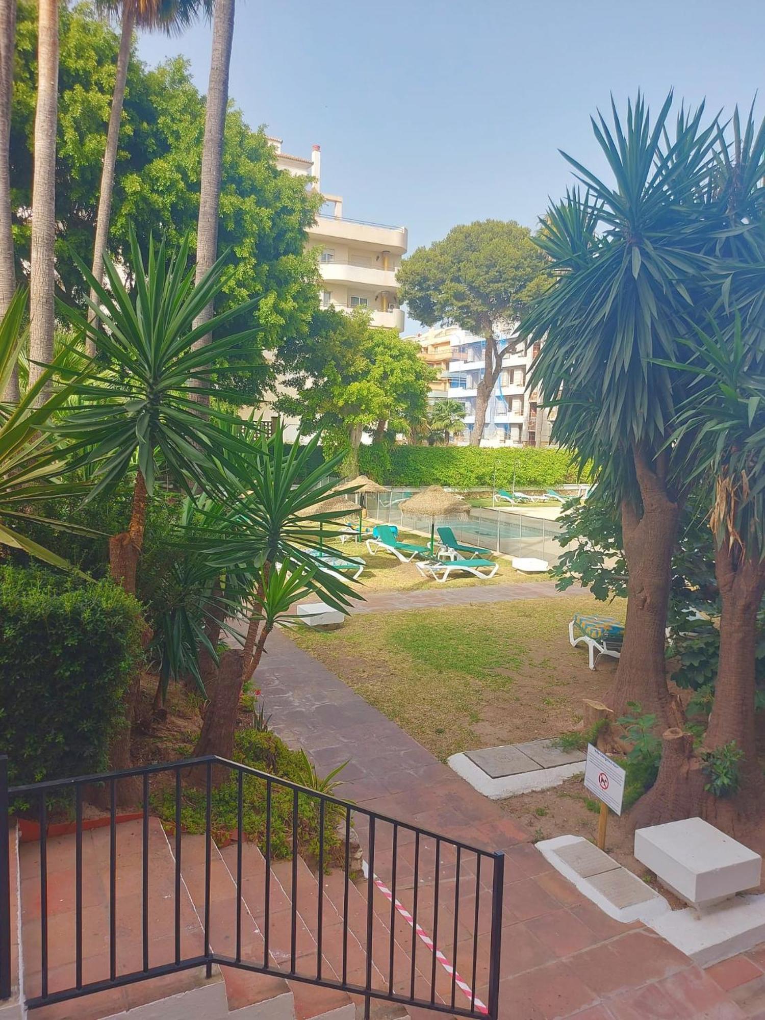 Estudio Luminoso En Puerto Marina 贝纳尔马德纳 外观 照片
