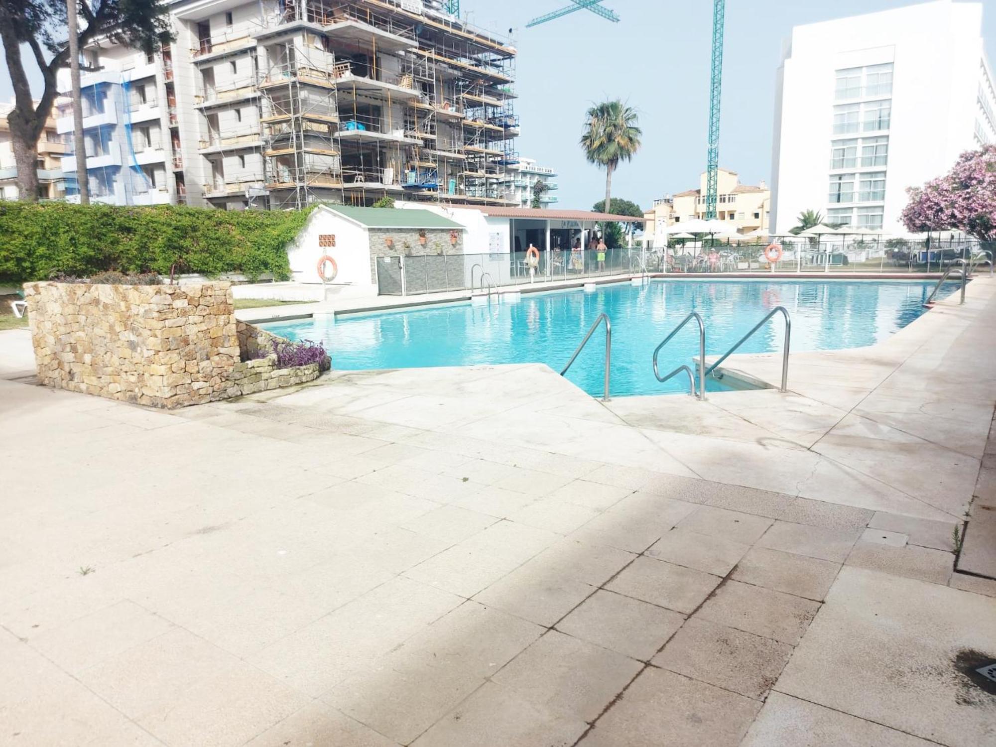 Estudio Luminoso En Puerto Marina 贝纳尔马德纳 外观 照片