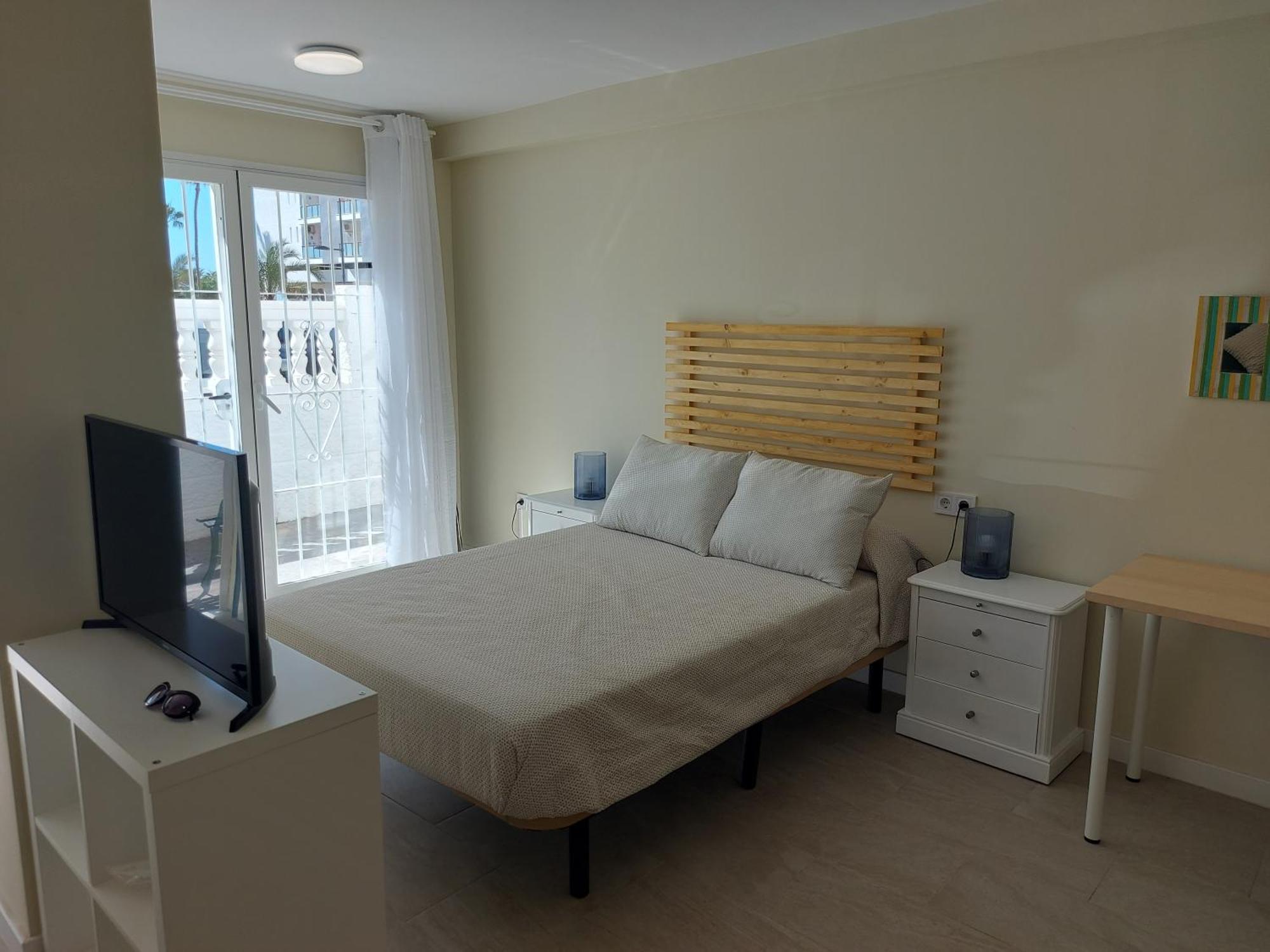 Estudio Luminoso En Puerto Marina 贝纳尔马德纳 外观 照片